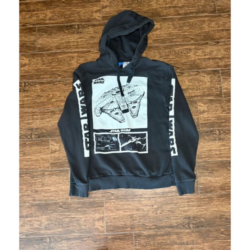 Divided (H&M) Star Wars: The Force Awakens Millennium Falcon Graphic Hoodie - M